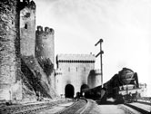 Image: Irish Mail passing Conwy Castle, 1936